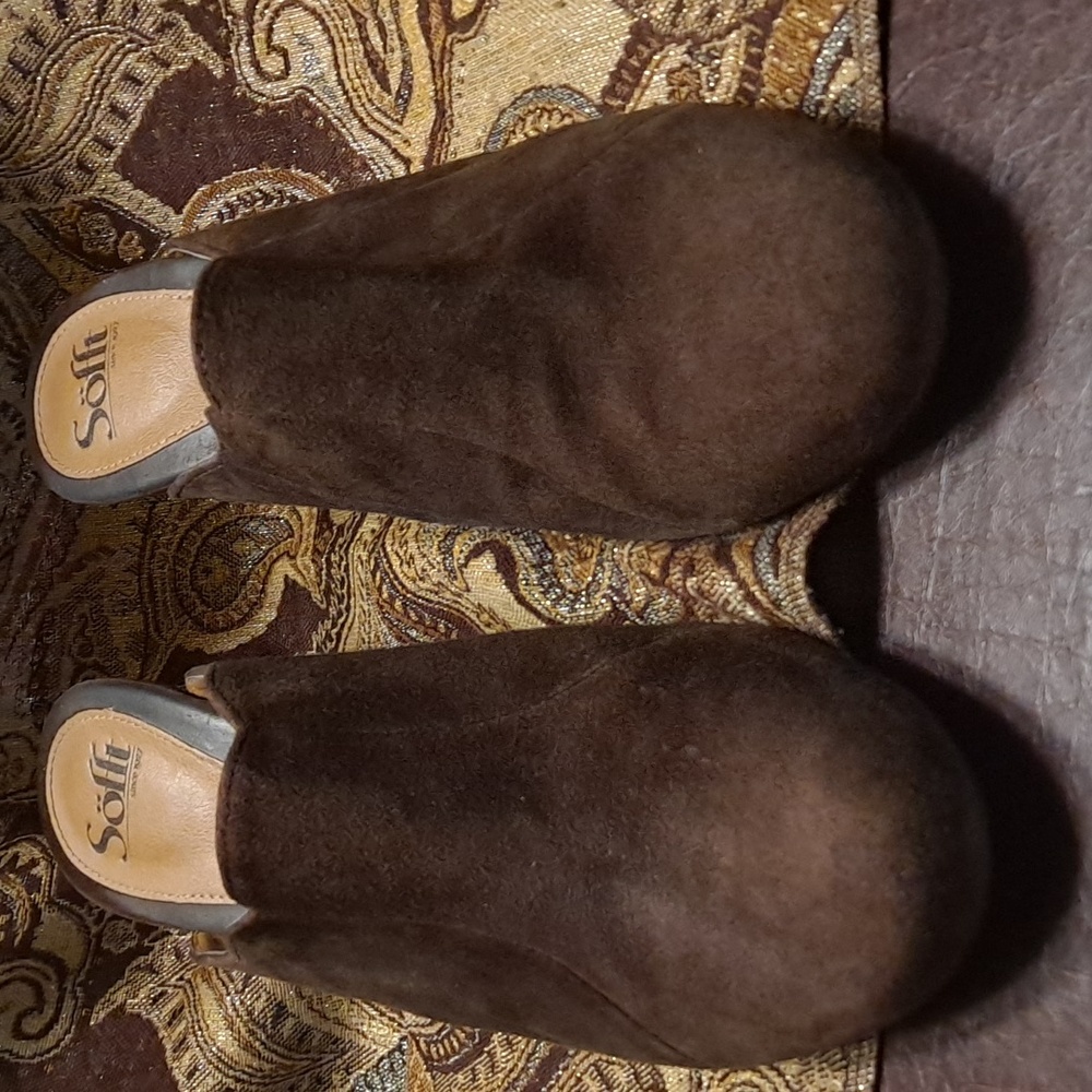Brown Leather Suede Clogs